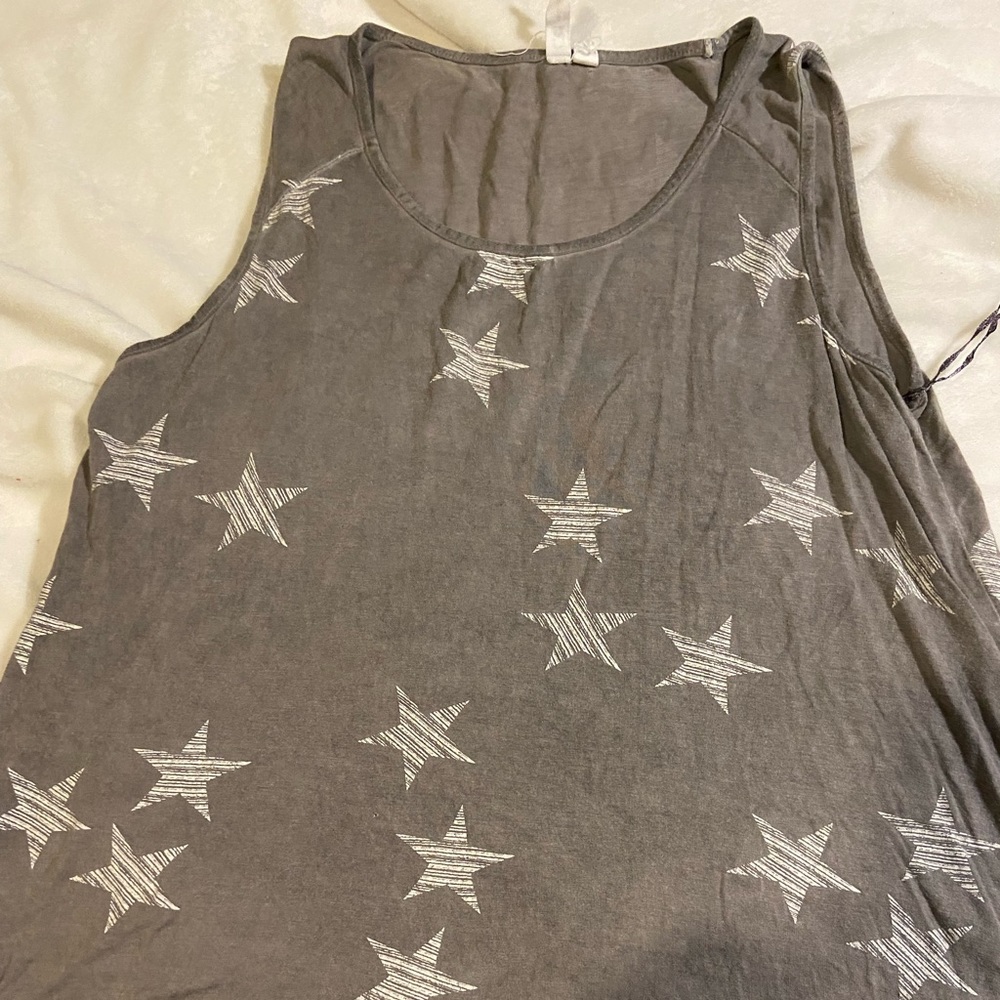 Tank top, size large
